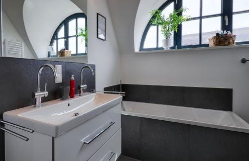 Reetland am Meer - Premium Reetdachvilla mit 3 Schlafzimmern, Sauna und Kamin F27 - Foto 14