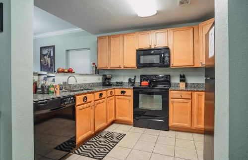 MVC - Unit 1505 - Bearly Available - Photo 9