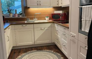 7-24 Self-Check-In - 120qm - 5 rooms - 2 bathrooms - kitchen - free parking - Yihapartment - Foto 1