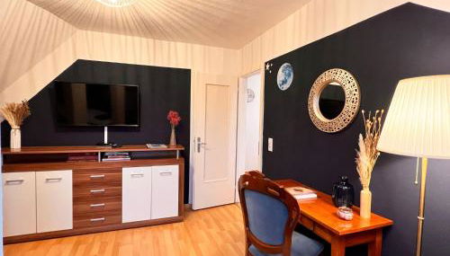 Ferienwohnung Luna -3 Schlafzimmer, Waschmaschine, Küche, WLAN, ca 15 Min bis zum Europa Park, - Foto 3, wardrobe