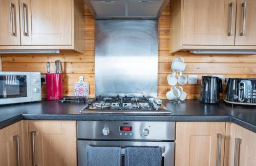 Chalet Loch Leven Lodge 12 by Interhome - Photo 30