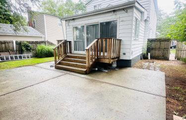 Comfortable 4-BR Family Home with Ample Parking - Foto 5