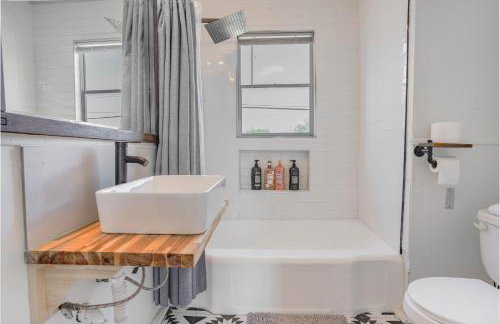 2BR Apt 8 min to Integris Monthly 15 Off #N3 - Foto 9