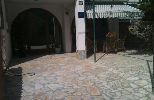 Apartment Batomalj - Photo 8