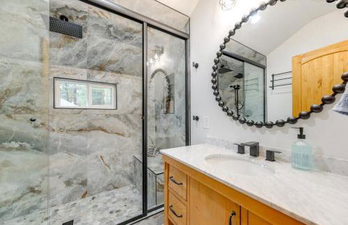 Expansive Flagstaff Family Retreat with Media Room! - Foto 32