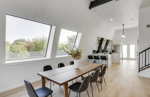 Modern Home - 1 Acre Lot w Pool Patios Jacuzzi - Foto 15