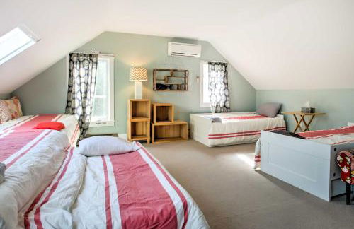 Large Kennebunk Home, Walk to Beach Less Than 2 Mi to Town - Foto 32