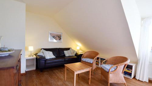 Im Apfelgarten - Foto 2