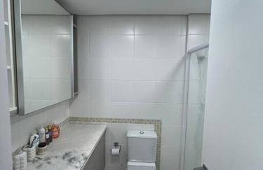 MARAVILHOSO, RIVIERA, 3 QUARTOS, MÓDULO 8, AR CONDICIONADO, PISCINA AQUECIDA, SERVIÇO de PRAIA !!!! - Photo 2
