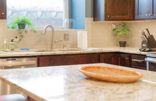 5BR Tower Grove Family Home ABODEbucks - Foto 16