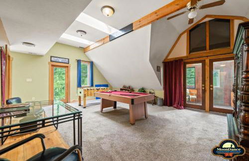 A Woodland Castle - Foto 32