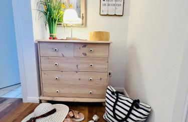 SeeLund - Meeresrauschen lauschen - ruhiges sonniges Apartment mit Garten und Terrasse nahe Strand und Ostsee - Foto 1