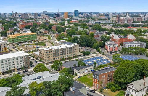 Luxury 2BR apt in Boston with Free Parking - Foto 31