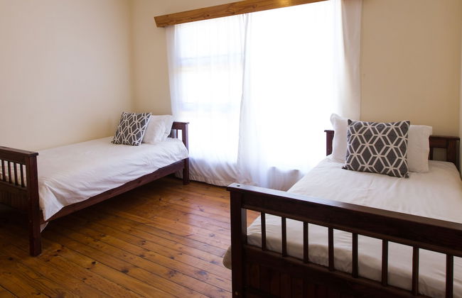 Loddeys Beach House - Photo 5