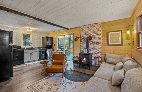 A Humble Abode - - Pet Friendly, Fire Pit, Deck, Grill, Wood Stove, Games, Wifi, 6 acres - Foto 21