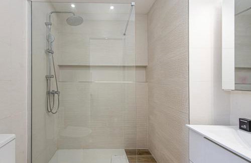 Nice, 3-room refurbished apartment near train station - Foto 20