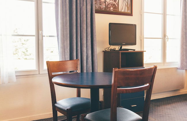 Terres de France - Appart'Hotel La Roche-Posay - Photo 15