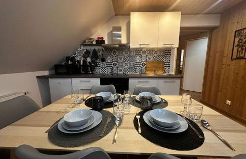 Les Chalets Bambi & Jacuzzi privatif - Foto 5