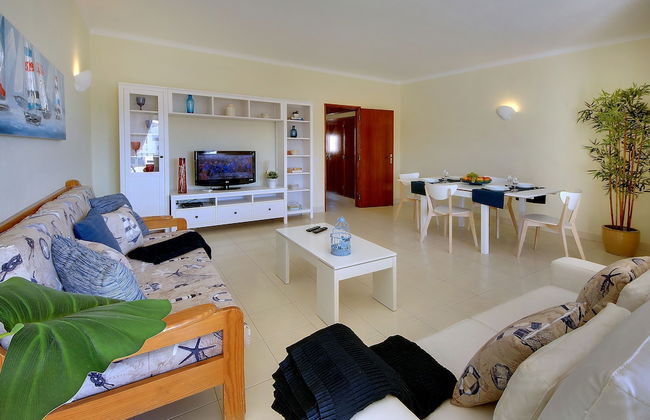 Apartamentos do Atlântico - Photo 9