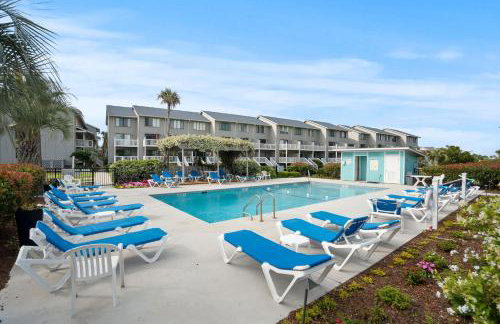 Oceanfront St Helena Island Condo with Beach Access! - Foto 2