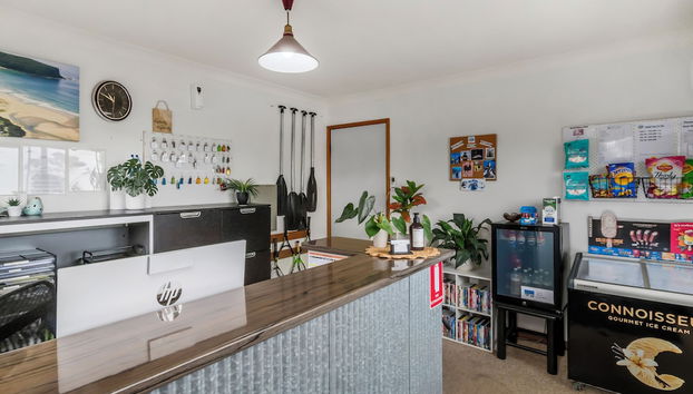 Joalah Holiday Park - Foto 2, Recepción