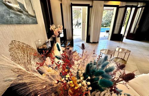 Villa by the Sea and Pool - Foto 29