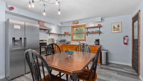 2BR Main Level Near Lake Pepin & Venues - Primrose - Foto 3, stove