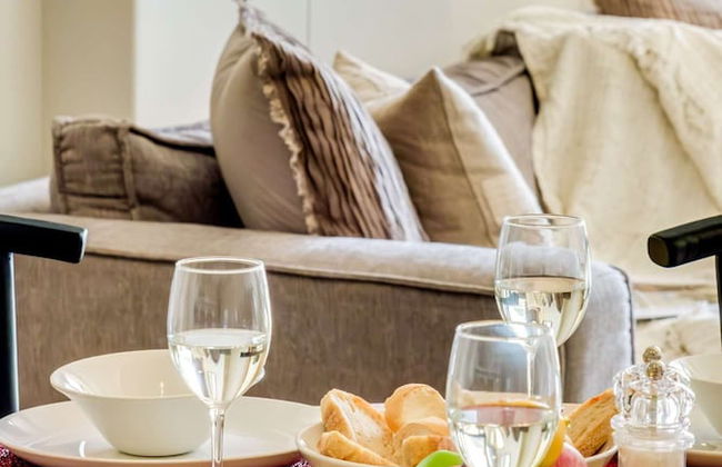 Stylish Retreat With Marina Views at Juliette 307 - Foto 10