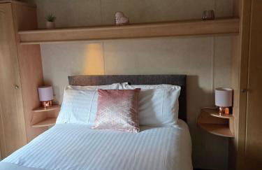 Tranquill caravan with stunning views ideal for relaxation - Foto 12