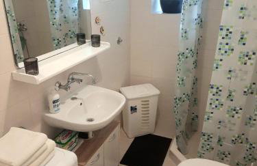 Apartment Lozica with private garden, self check-in - Foto 6