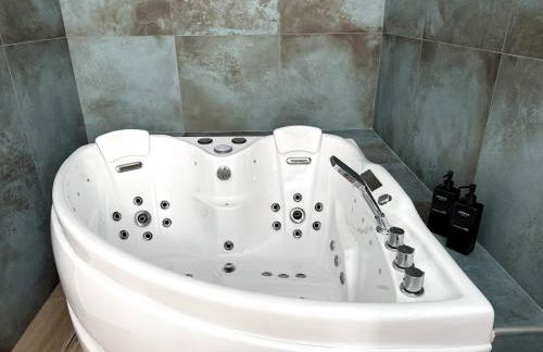 MARAIS Appartement 2 Chambres 2 Salles de bain - SPA JACUZZI ! - Foto 5