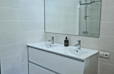 Precioso alojamiento con jardín - Photo 14