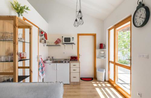 Waterview Apartments w pool - Photo 21