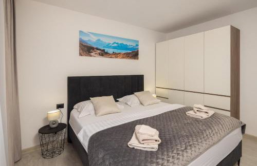 Luxury Apartment Lorena - Private Heated Pool - - Photo 31