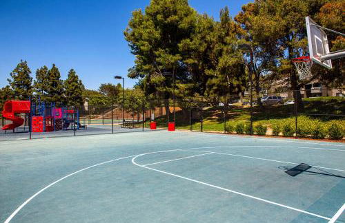 Huge Oceanside Private 2BR Apartment-Pool-Gym-Spa - Photo 31