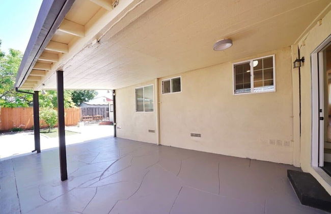 @ Marbella Lane - Vibrant 4BR RWC Ldry + P - Foto 38