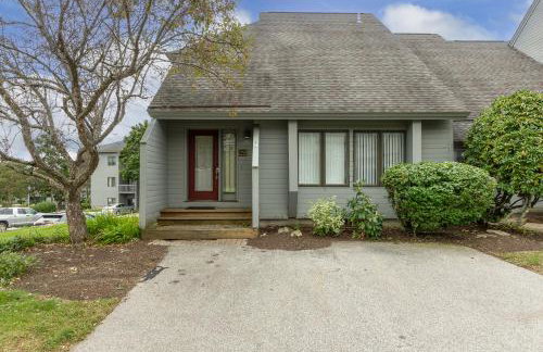 3 bed 2 bath pet friendly townhome - Foto 13