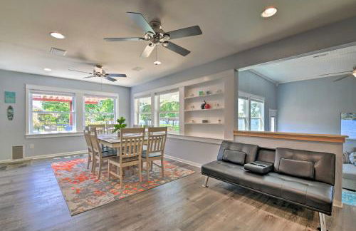 Spacious Granbury Home with Lakefront Outdoor Oasis! - Foto 5