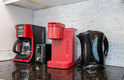 Cozy Townhouse with Private Pool in Kissimmee - Photo 58