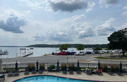 515Escape - Near downtown, private backyard, firepit, bbq, fun! - Foto 42