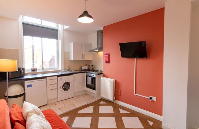Beautiful 1-bed Apartment in Gateshead - Photo 10