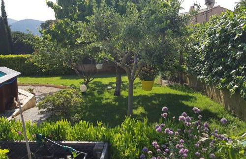 Villa Cléa, belle propriété provençale, jardin, piscine, au calme - Foto 22