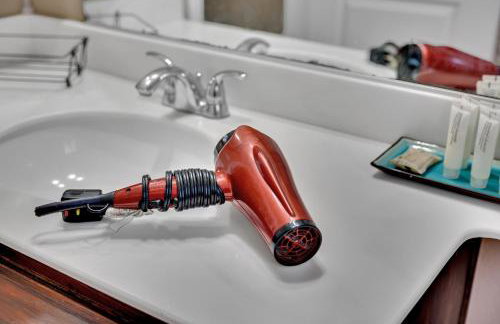 Villa Juan BR Private Entry Pool Spa BBQ Free Parking - Foto 13