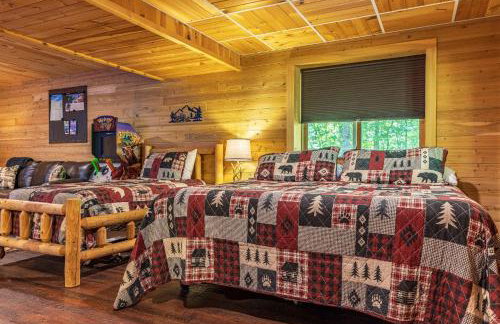 Aurora Basecamp at Pictured Rocks Sleeps 10 - Foto 20
