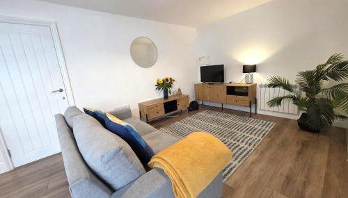 Deluxe One Bed Flat at Dawe Luxury Suites - An Entire Apartment near Ely Cathedral & Train Station - Ideal Gateway to Explore Ely, Cambridge, Norfolk & London - Sleeps up to 4 - Foto 4