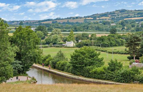 2 Bed in Brecon oc-bn281 - Photo 59