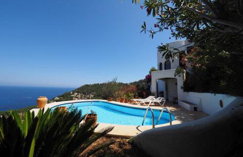 Meervilla Mallorca - Charmantes Ferienhaus mit phantastischem Meerblick in Canyamel - Photo 1