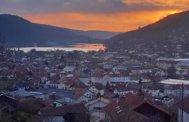 Entre Montagne et lac - Foto 1