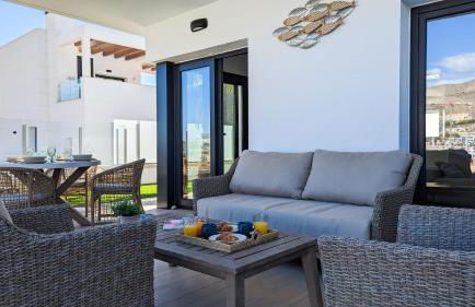 PANORAMIC pool & mountains house - Foto 4