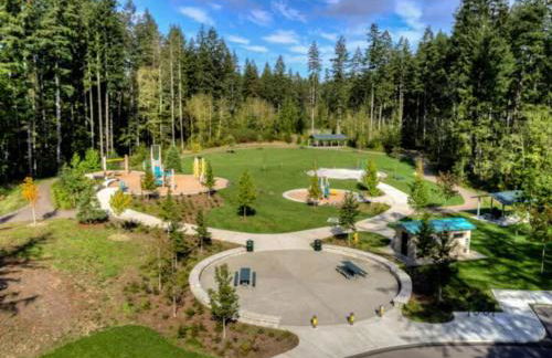 Serene Port Orchard Retreat - 3BR 3BA with Trails and Amazing Views - Foto 43